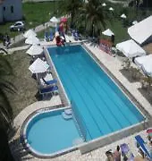 מלון Palm Grove Complex